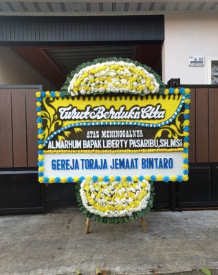 Papan Bunga Duka di Dasan Baru